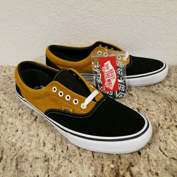 vans era pro corduroy black yolk yellow